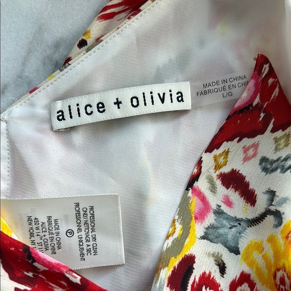 Alice + Olivia Patterned Handkerchief Halter Top | Large - Picture 7 of 7
